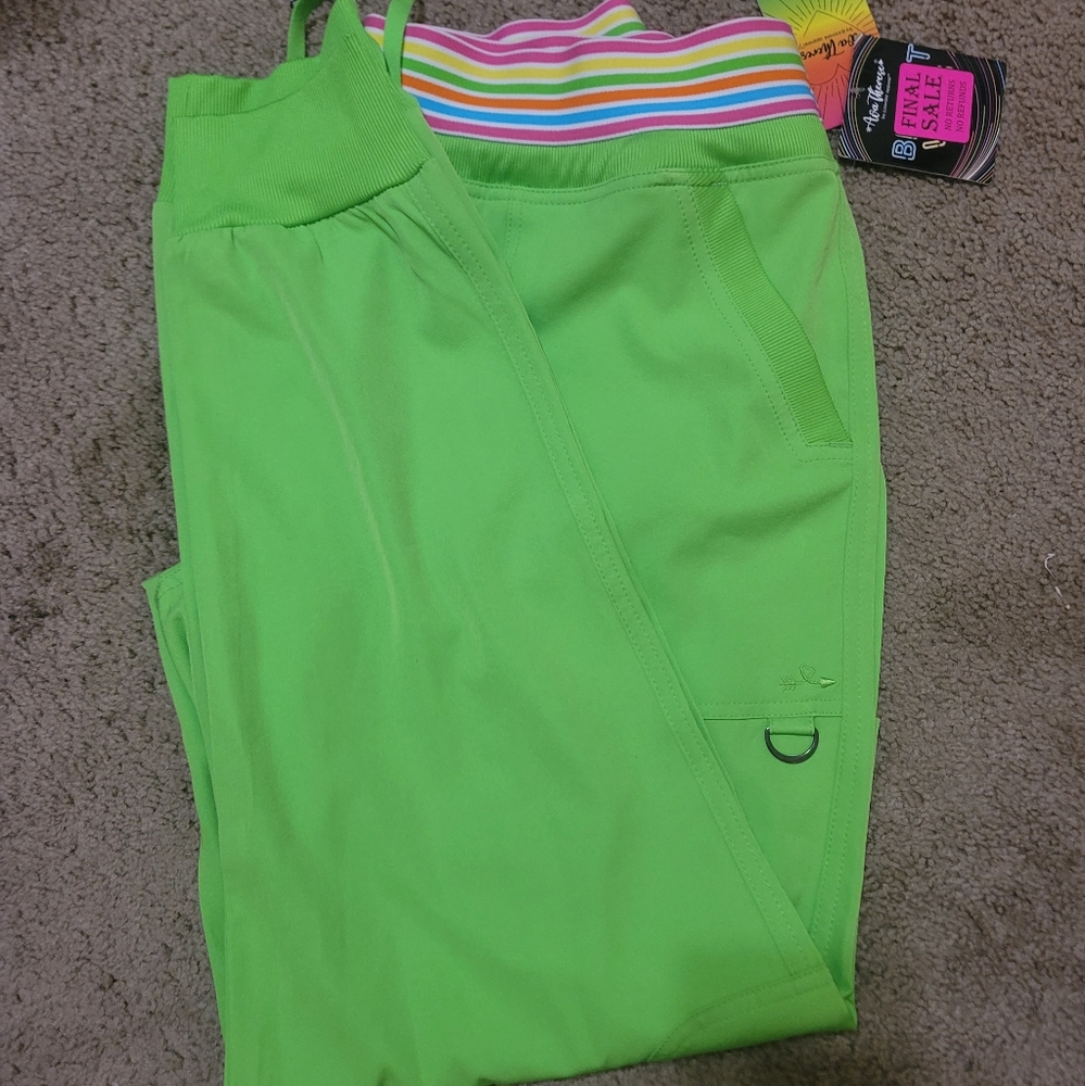 Ava Therese Joggers